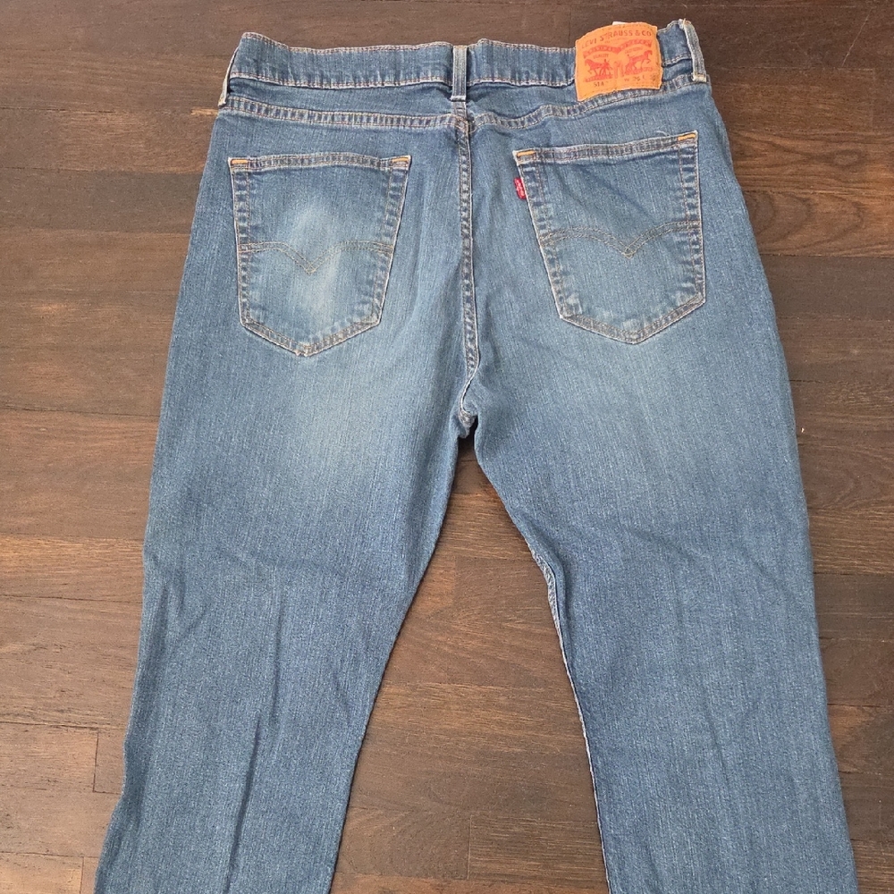 Levi's 514 Men's Relaxed Fit Denim Jeans